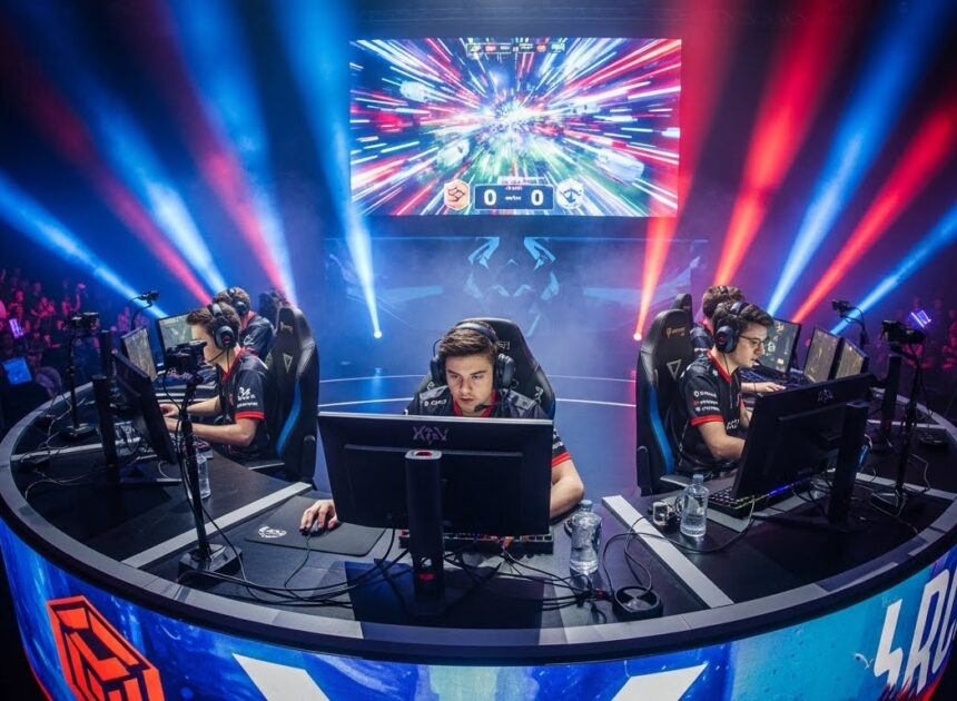 The Rise of Esports: How Competitive Gaming is Redefining Entertainment